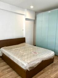 Lakepoint Condominium (D22), Condominium #562230241